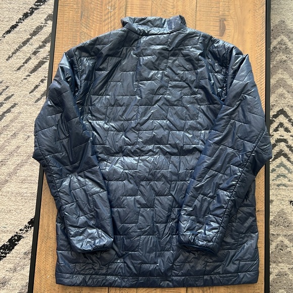 Helly Hansen Lightweight Puffer Jacket - Size Medium - Picture 9 of 9